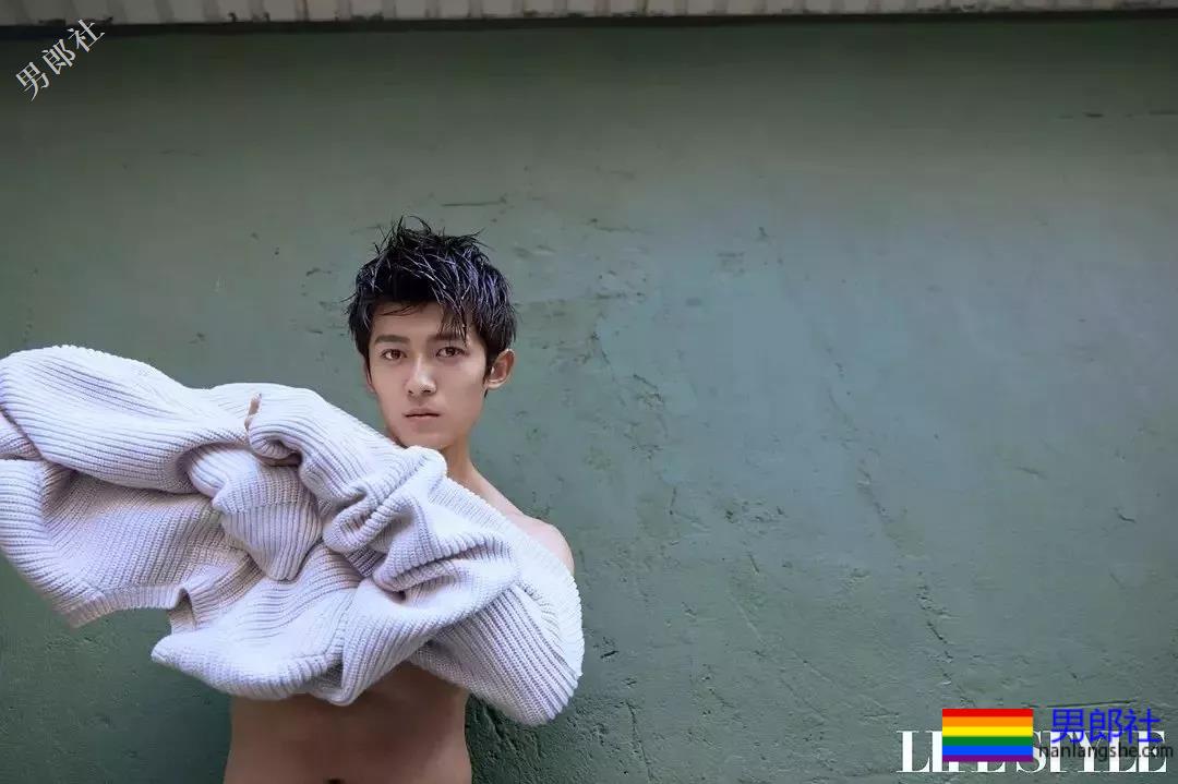 被于正捧红的帅哥!这样的小狼狗“后宫”,我也想要! - 51虹马 被于正捧红的帅哥!这样的小狼狗“后宫”,我也想要! - 51虹马