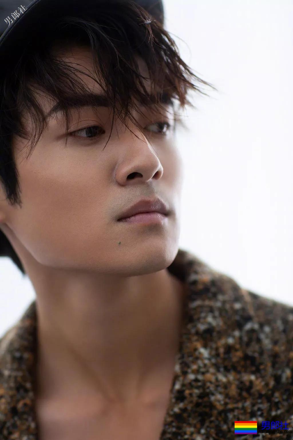 被于正捧红的帅哥！这样的小狼狗“后宫”，我也想要！ - 51虹马