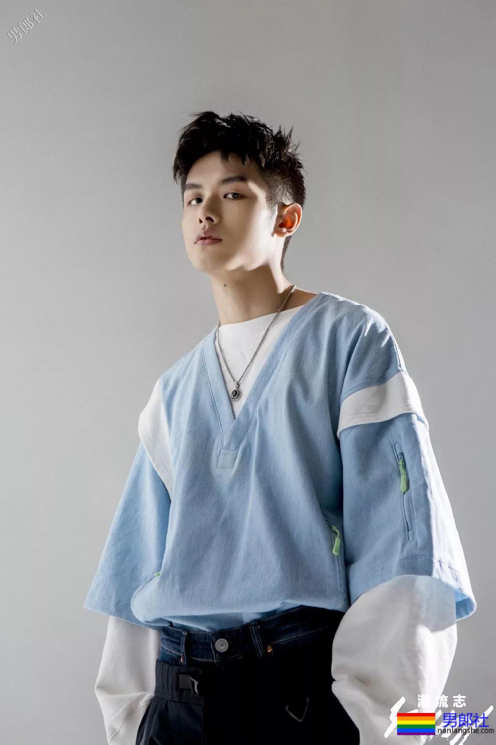 被于正捧红的帅哥!这样的小狼狗“后宫”,我也想要! - 51虹马 被于正捧红的帅哥!这样的小狼狗“后宫”,我也想要! - 51虹马