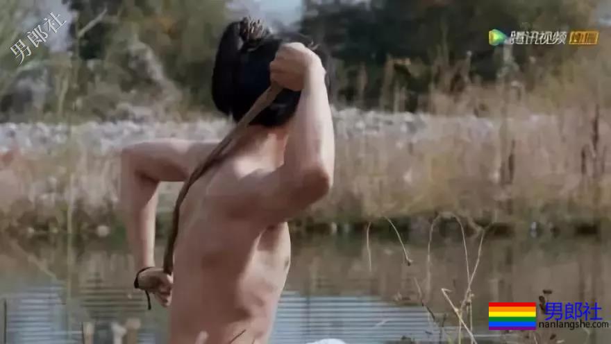 董力陈飞宇变身国民校草，白衬衫制服大长腿，极品帅学长你见过吗？ - 51虹马