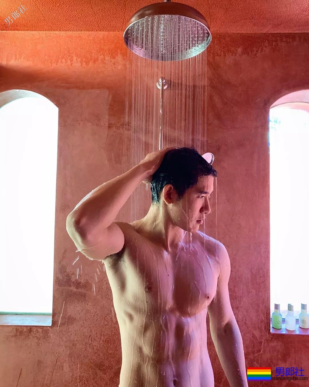 白净小奶狗超大粉红胸肌,牛奶肌泳裤狂魔太鲜嫩! - 51虹马 白净小奶狗超大粉红胸肌,牛奶肌泳裤狂魔太鲜嫩! - 51虹马