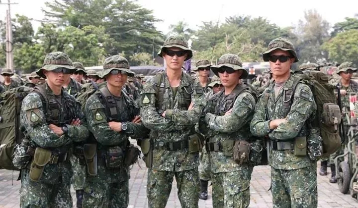 台军再爆丑闻！一男军官下药性侵男士兵！ - 51虹马