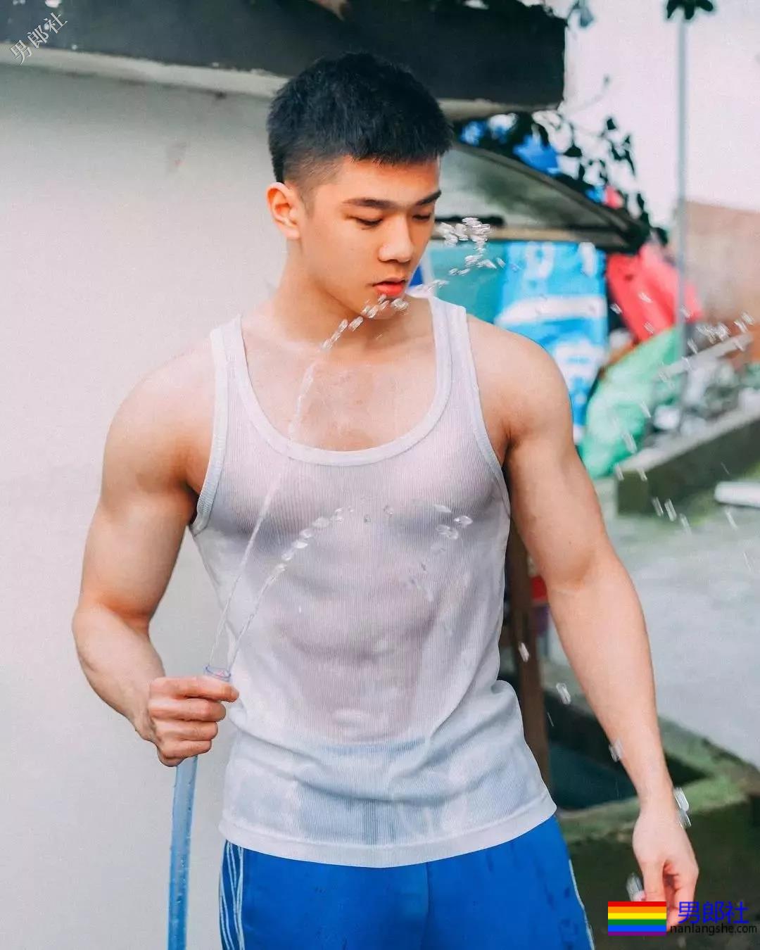 国产天菜美好肉体合集！随便抓一把，都超A级筋肉野兽！ - 51虹马