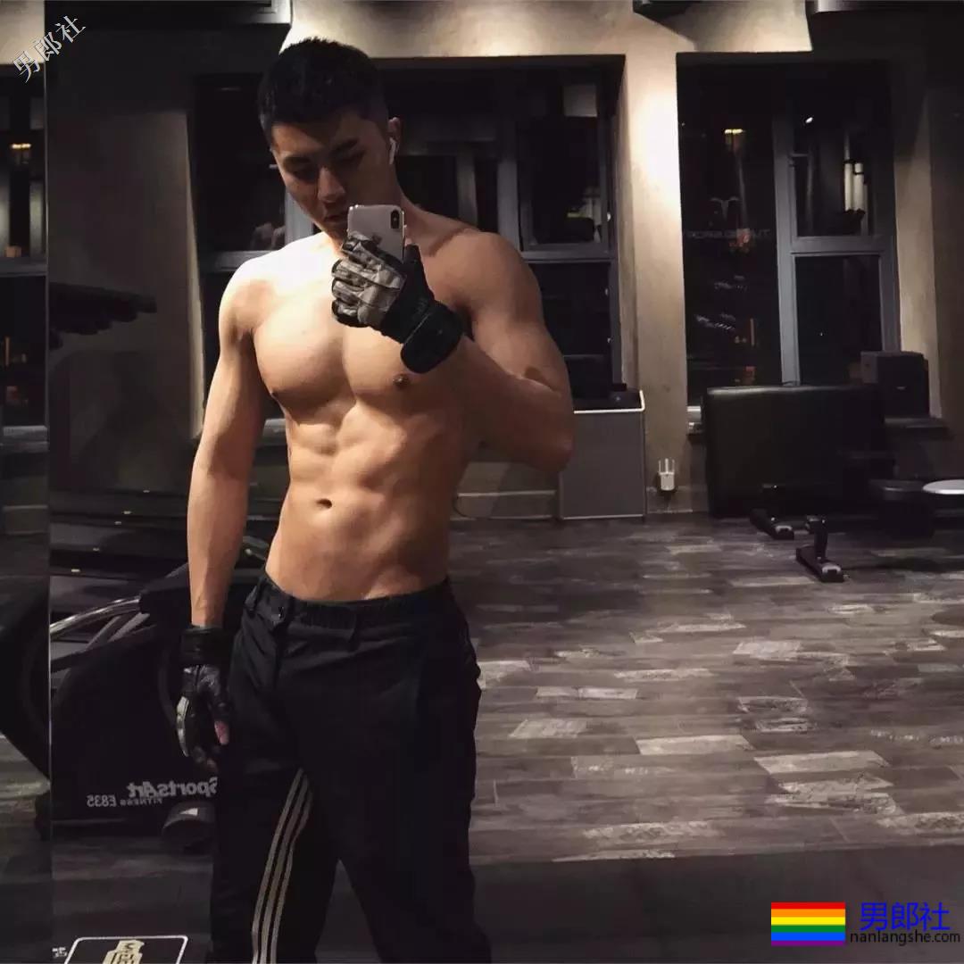 国产天菜美好肉体合集！随便抓一把，都超A级筋肉野兽！ - 51虹马