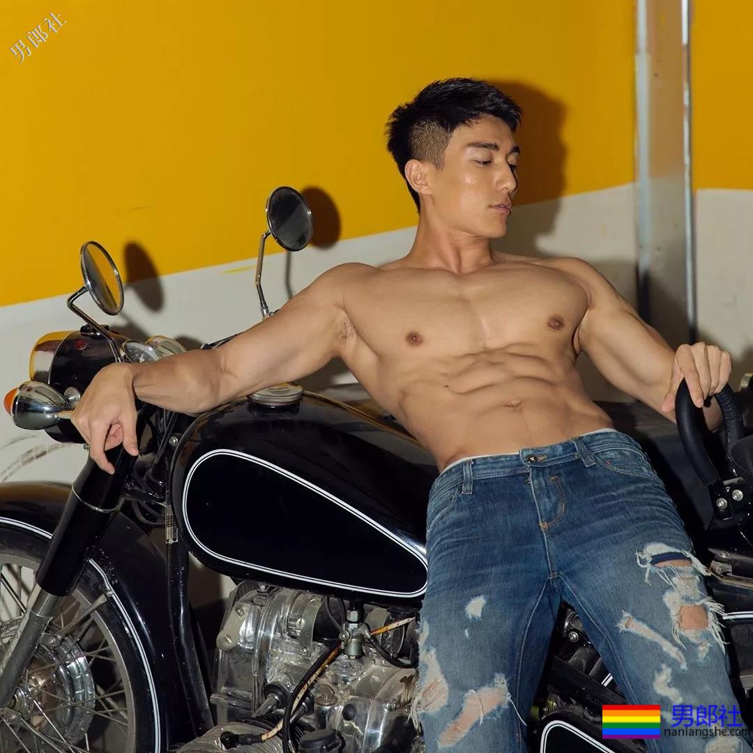 国产天菜美好肉体合集！随便抓一把，都超A级筋肉野兽！ - 51虹马