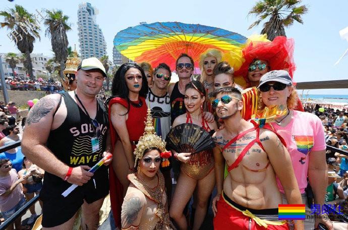 25万人庆祝中东最盛大的骄傲节 - 51虹马