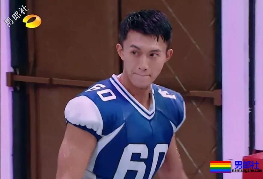 登湖南卫视穿紧身服落水的广州体育生，请收下我的可以！ - 51虹马