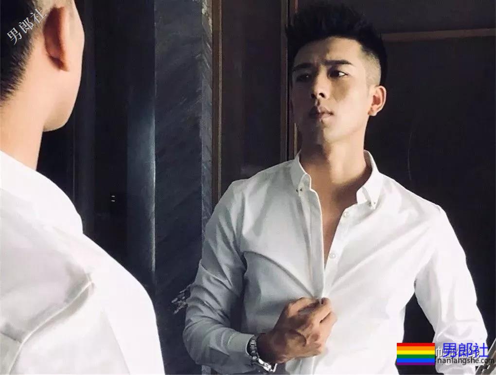 可甜可刚小奶狗变身痞帅拳击手，超燃筋肉身材简直A爆了！ - 51虹马