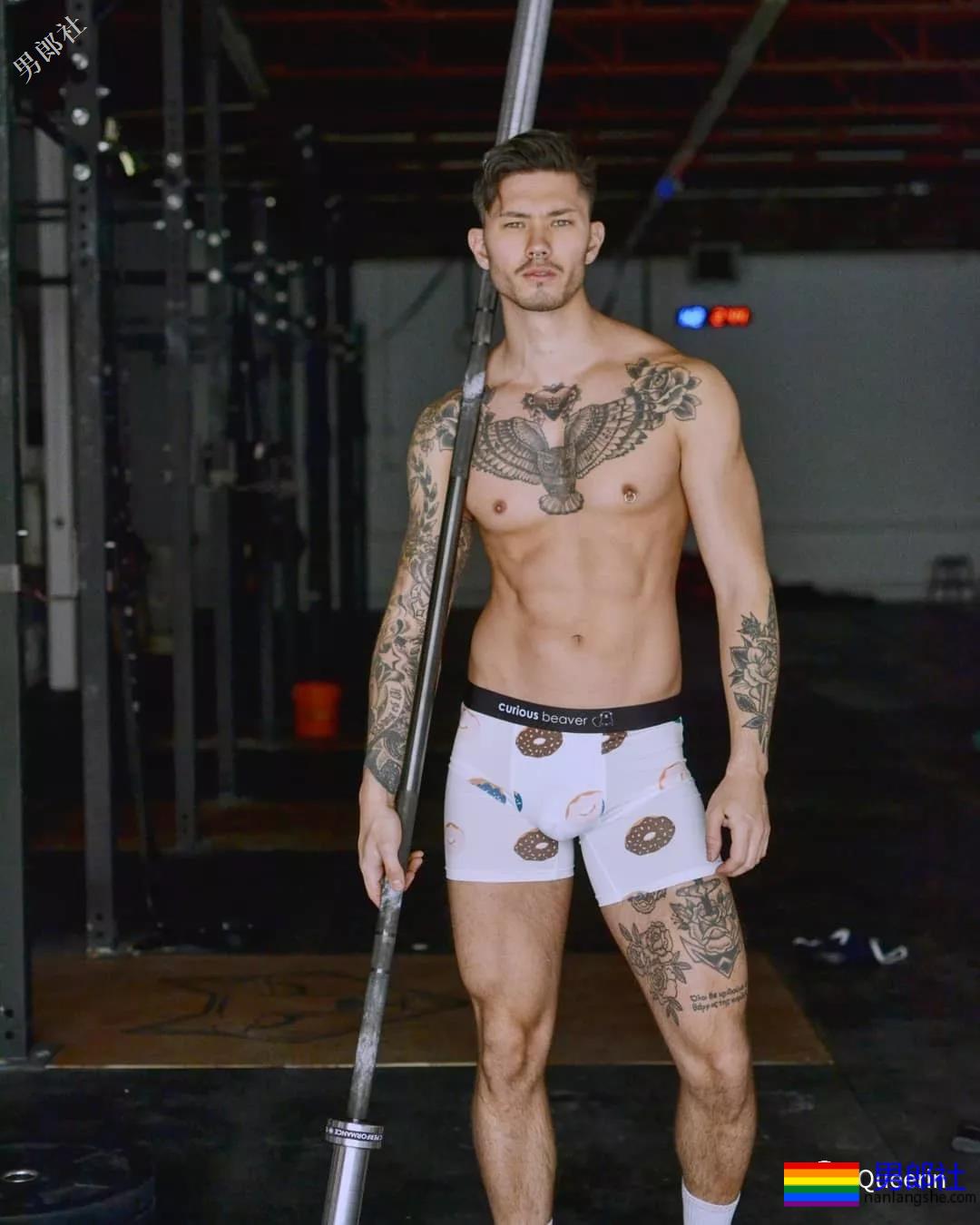 三国混血内裤男模，硬照亮点也太突出了吧？ - 51虹马