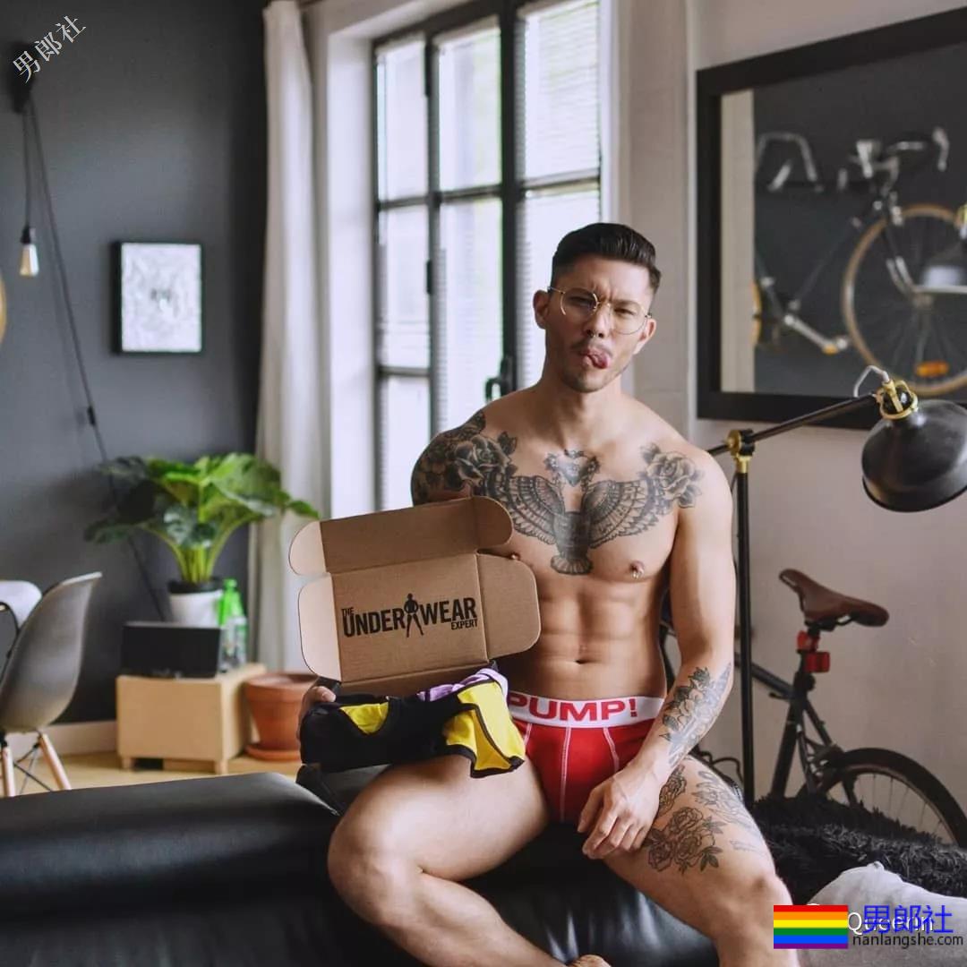 三国混血内裤男模，硬照亮点也太突出了吧？ - 51虹马