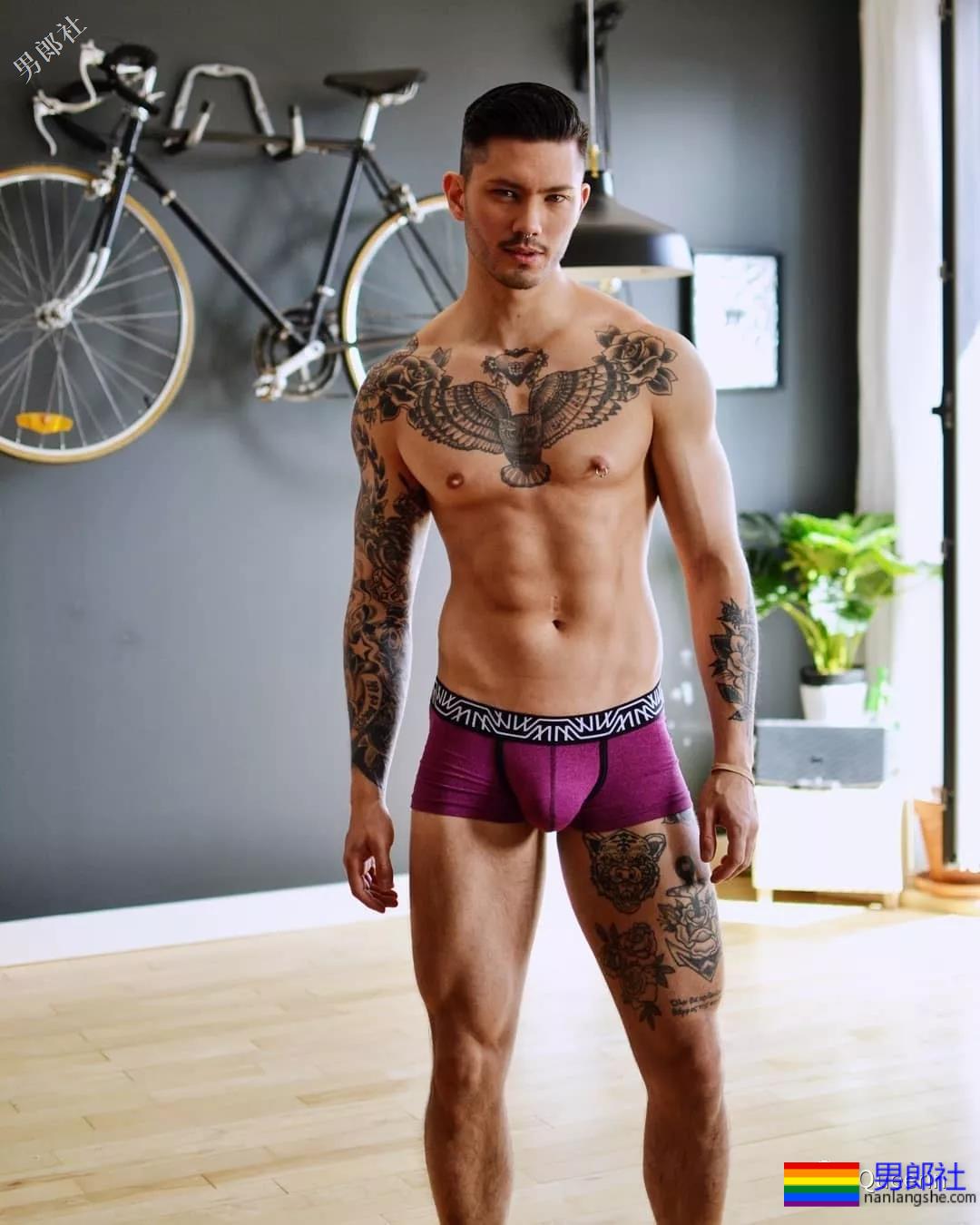 三国混血内裤男模，硬照亮点也太突出了吧？ - 51虹马