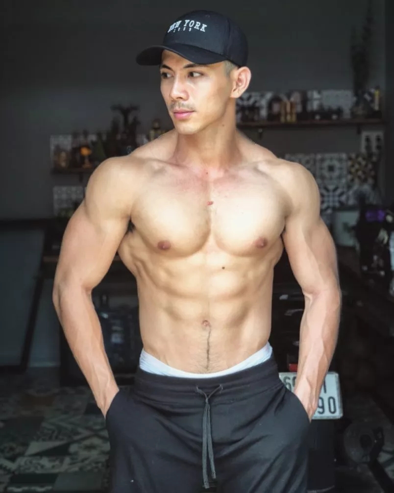 筋肉男拍摄大片！每个都很戏！ - 51虹马