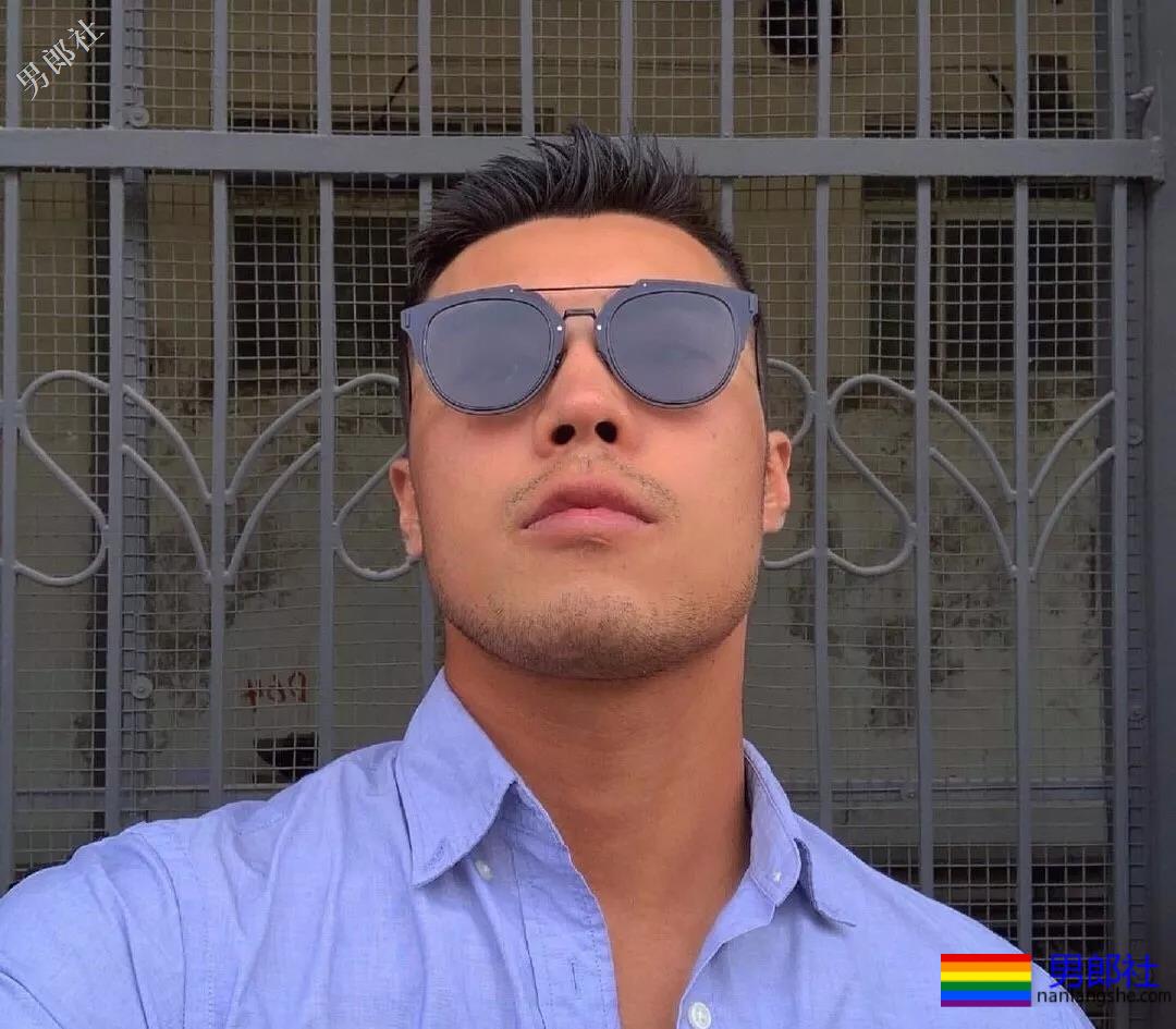 神仙小哥哥~选哪个？好纠结~ - 51虹马