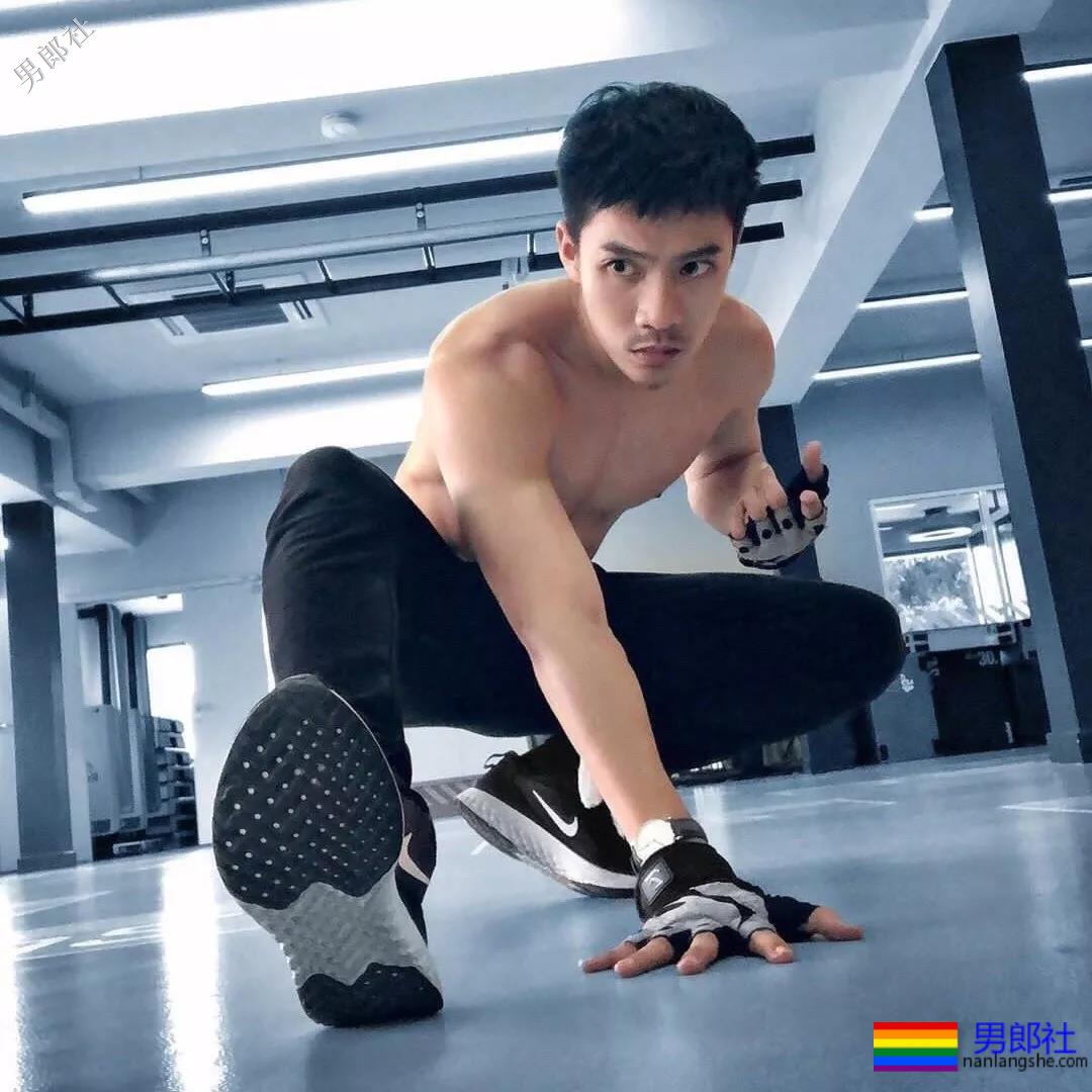 神仙小哥哥~选哪个？好纠结~ - 51虹马