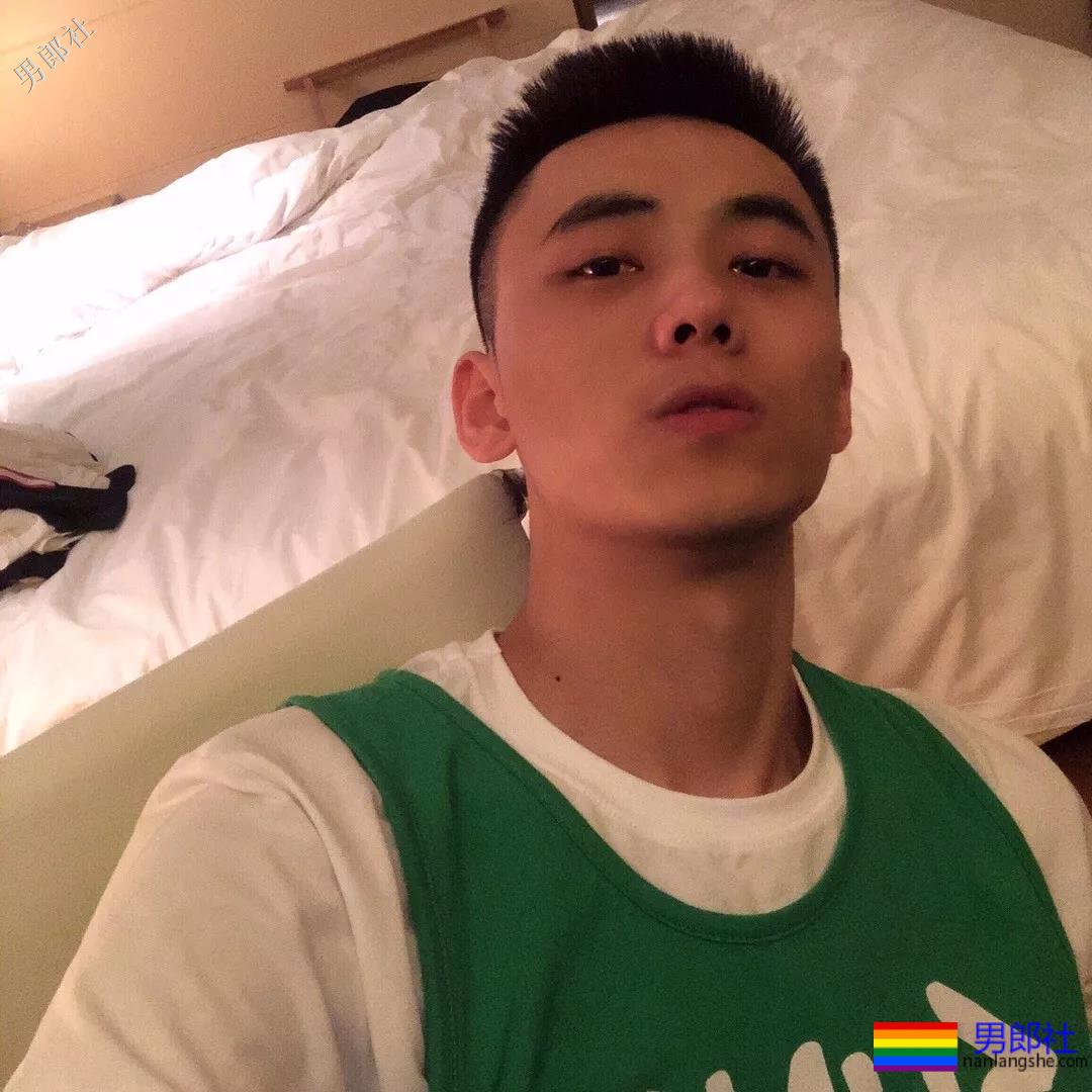 神仙小哥哥~选哪个？好纠结~ - 51虹马