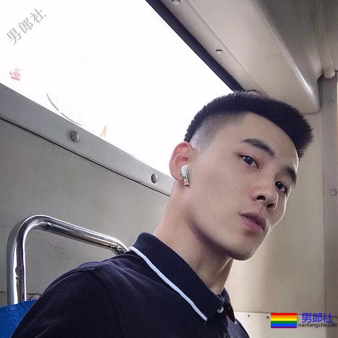 神仙小哥哥~选哪个？好纠结~ - 51虹马