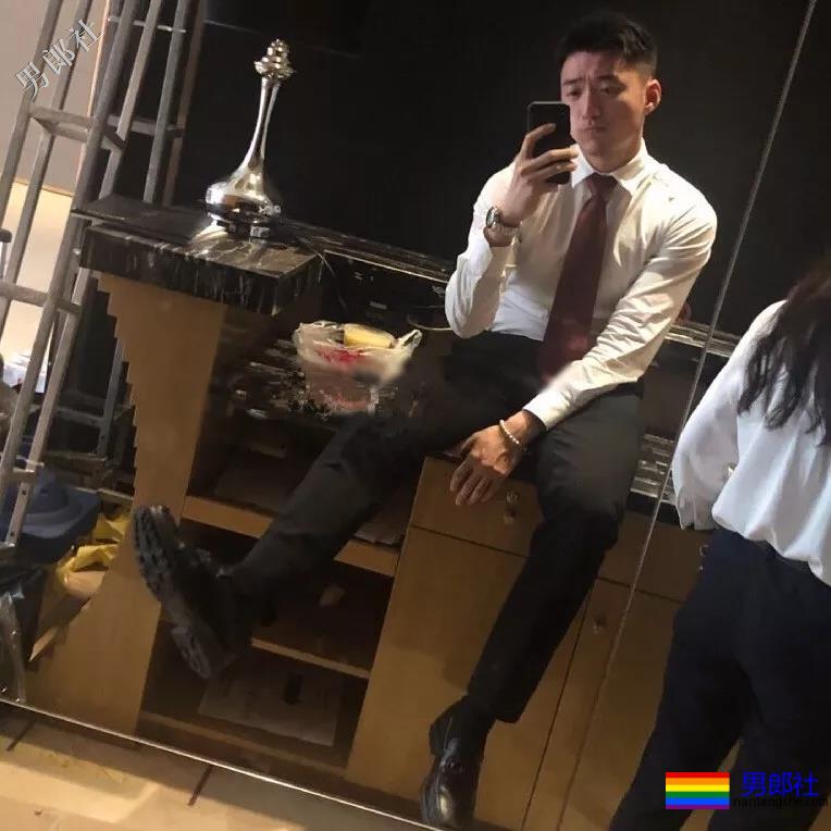 神仙小哥哥~选哪个？好纠结~ - 51虹马