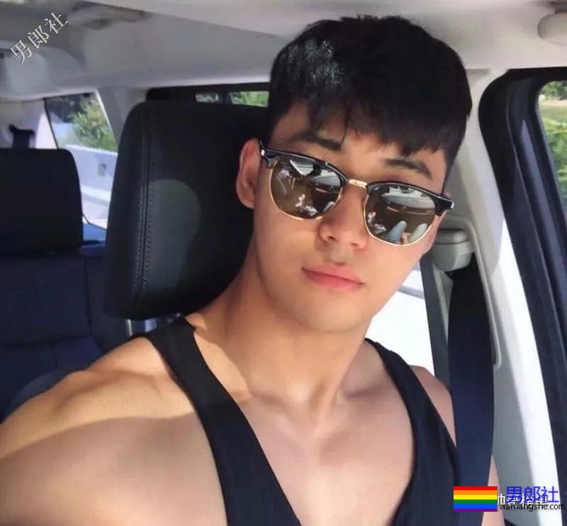 神仙小哥哥~选哪个？好纠结~ - 51虹马