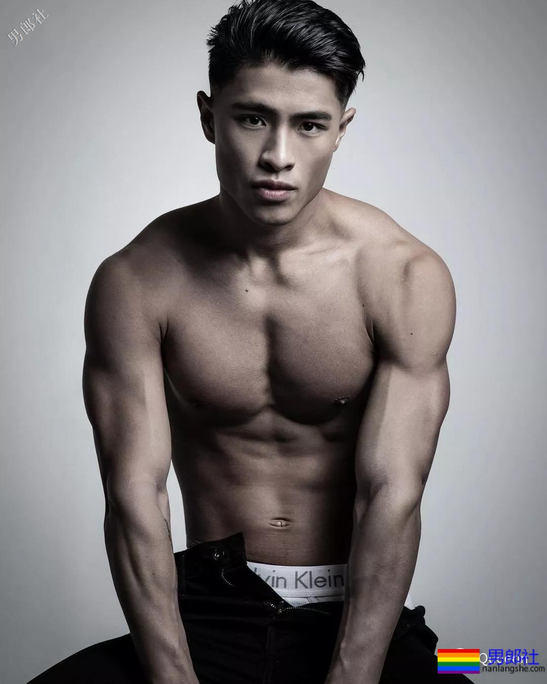 9号老公和67号老公合体，谁能擦擦我的口水！ - 51虹马