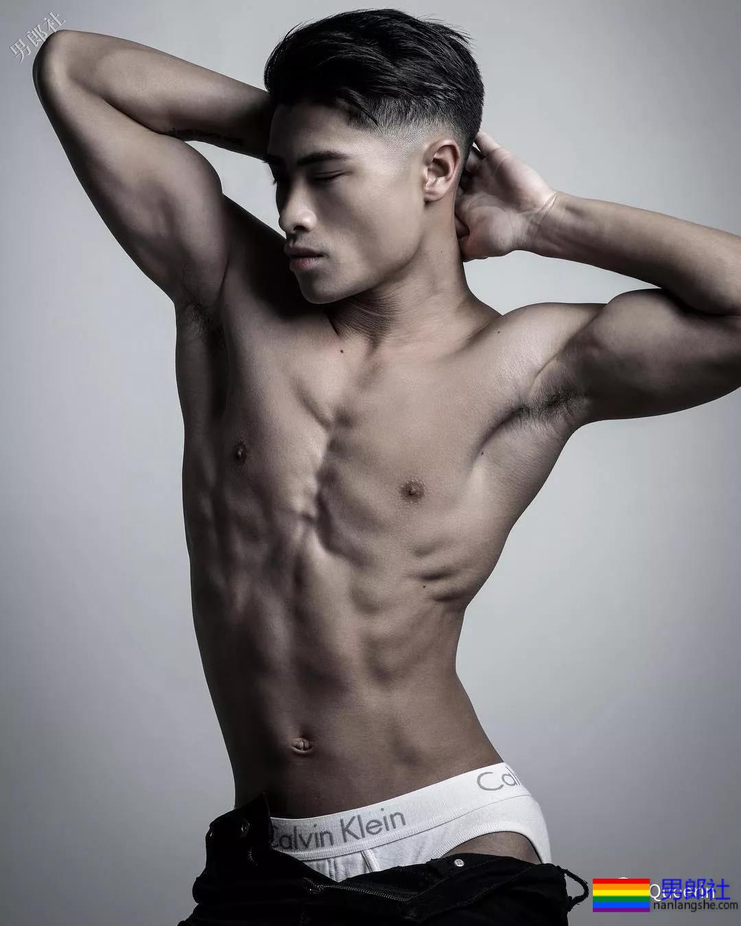 9号老公和67号老公合体，谁能擦擦我的口水！ - 51虹马