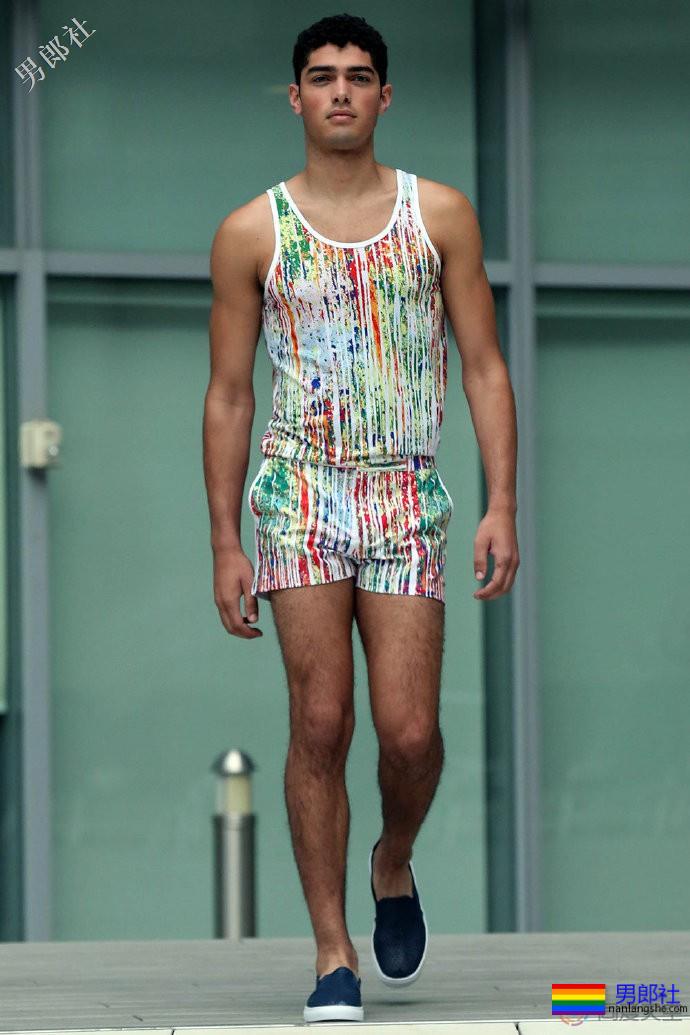 设计师夫夫推出“骄傲50年”男装 - 51虹马