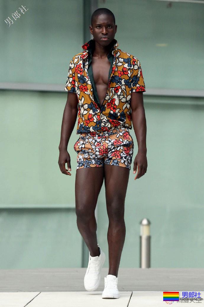 设计师夫夫推出“骄傲50年”男装 - 51虹马