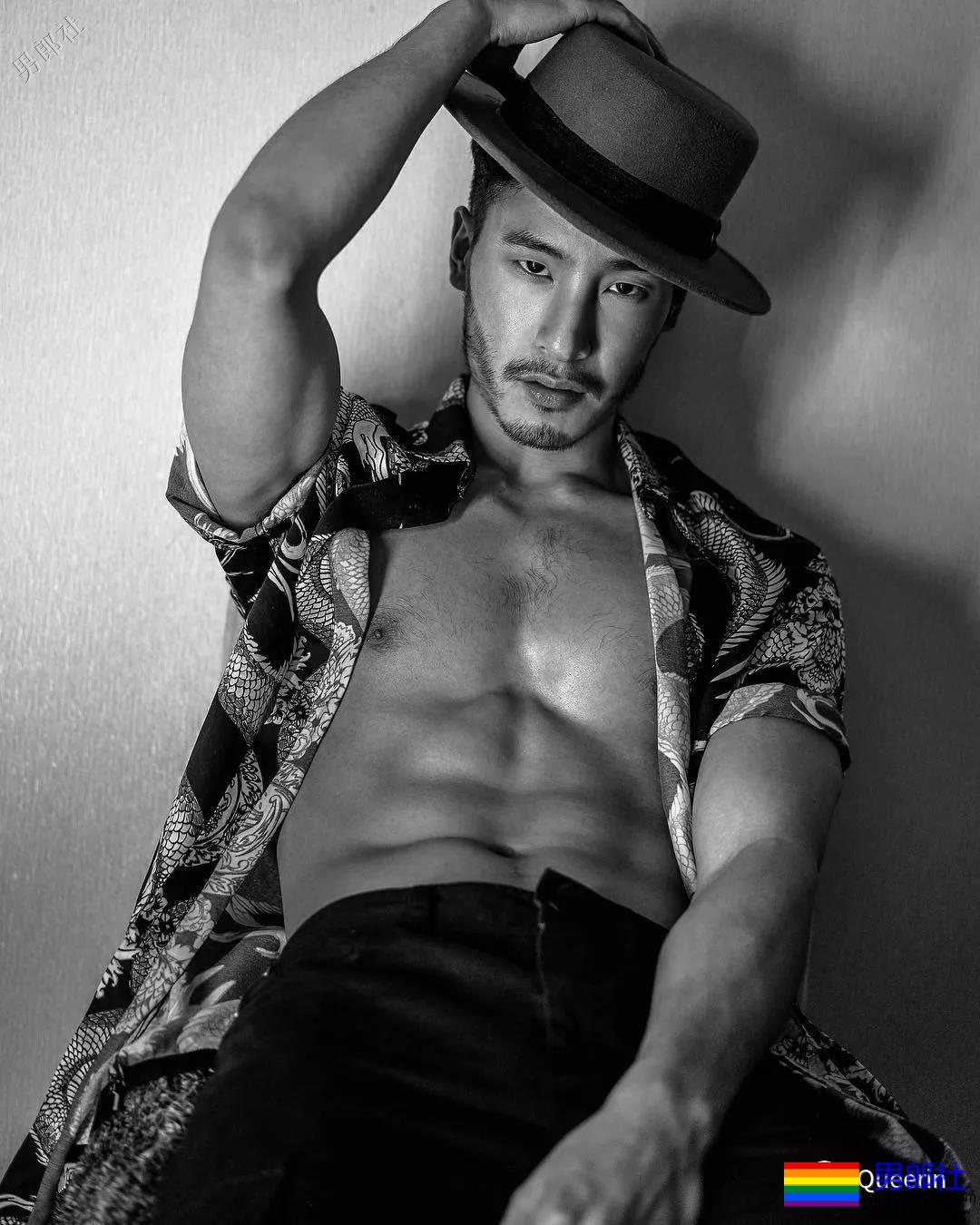 身材好，会玩琴，请立刻让我做你的琴弦！ - 51虹马