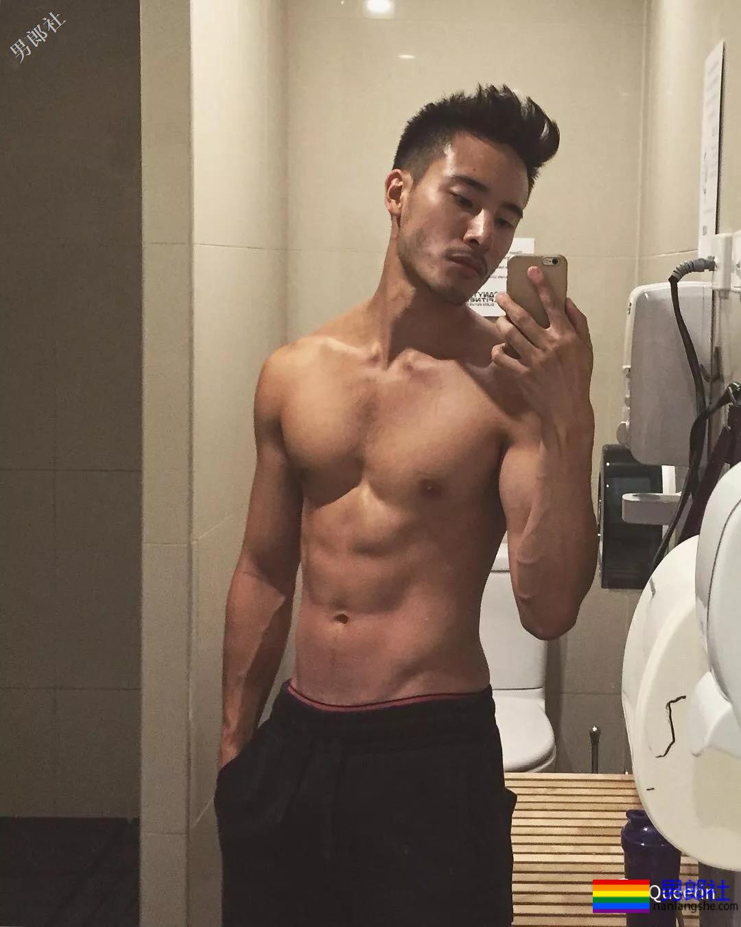 身材好，会玩琴，请立刻让我做你的琴弦！ - 51虹马