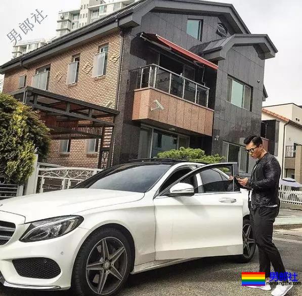 肌肉男直播吃健身餐,网友们却直呼前程看肉! - 51虹马 肌肉男直播吃健身餐,网友们却直呼前程看肉! - 51虹马