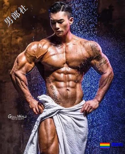 肌肉男直播吃健身餐,网友们却直呼前程看肉! - 51虹马 肌肉男直播吃健身餐,网友们却直呼前程看肉! - 51虹马