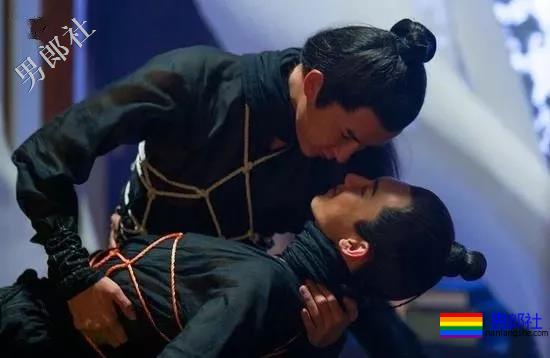 与于朦胧吻戏燃爆网络！嫩得能掐出水的奶帅少年，帅到我了！ - 51虹马