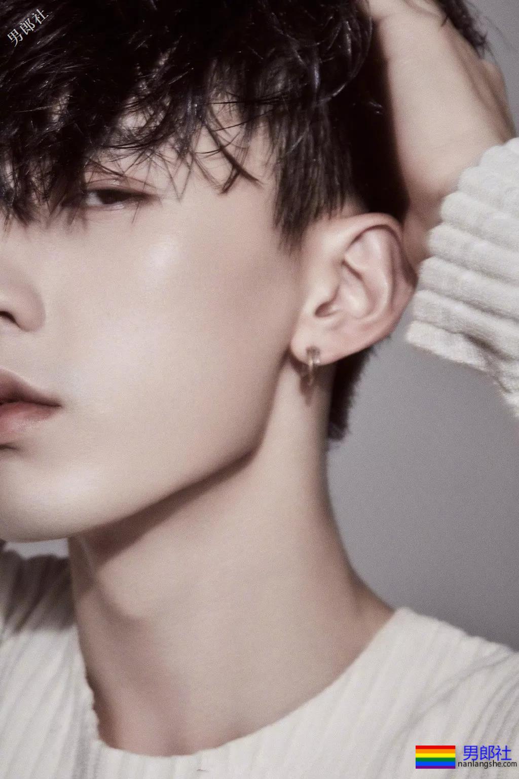 与于朦胧吻戏燃爆网络!嫩得能掐出水的奶帅少年,帅到我了! - 51虹马 与于朦胧吻戏燃爆网络!嫩得能掐出水的奶帅少年,帅到我了! - 51虹马