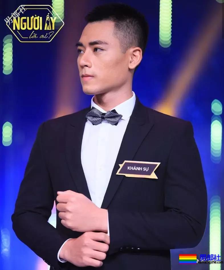 这位男模的X视频你肯定看过 - 51虹马