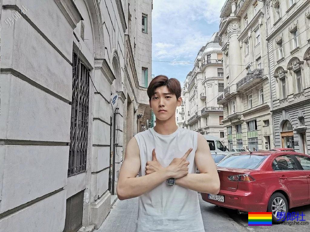 《强风吹拂》CP写真强行卖腐！除了邢昭林和P鹅，这个鲜嫩少年也很好看！ - 51虹马