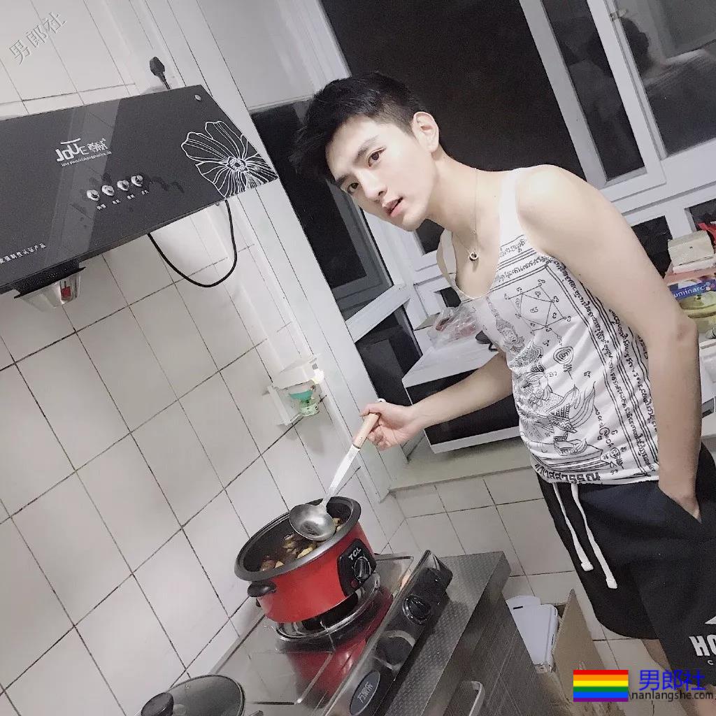 《强风吹拂》CP写真强行卖腐！除了邢昭林和P鹅，这个鲜嫩少年也很好看！ - 51虹马