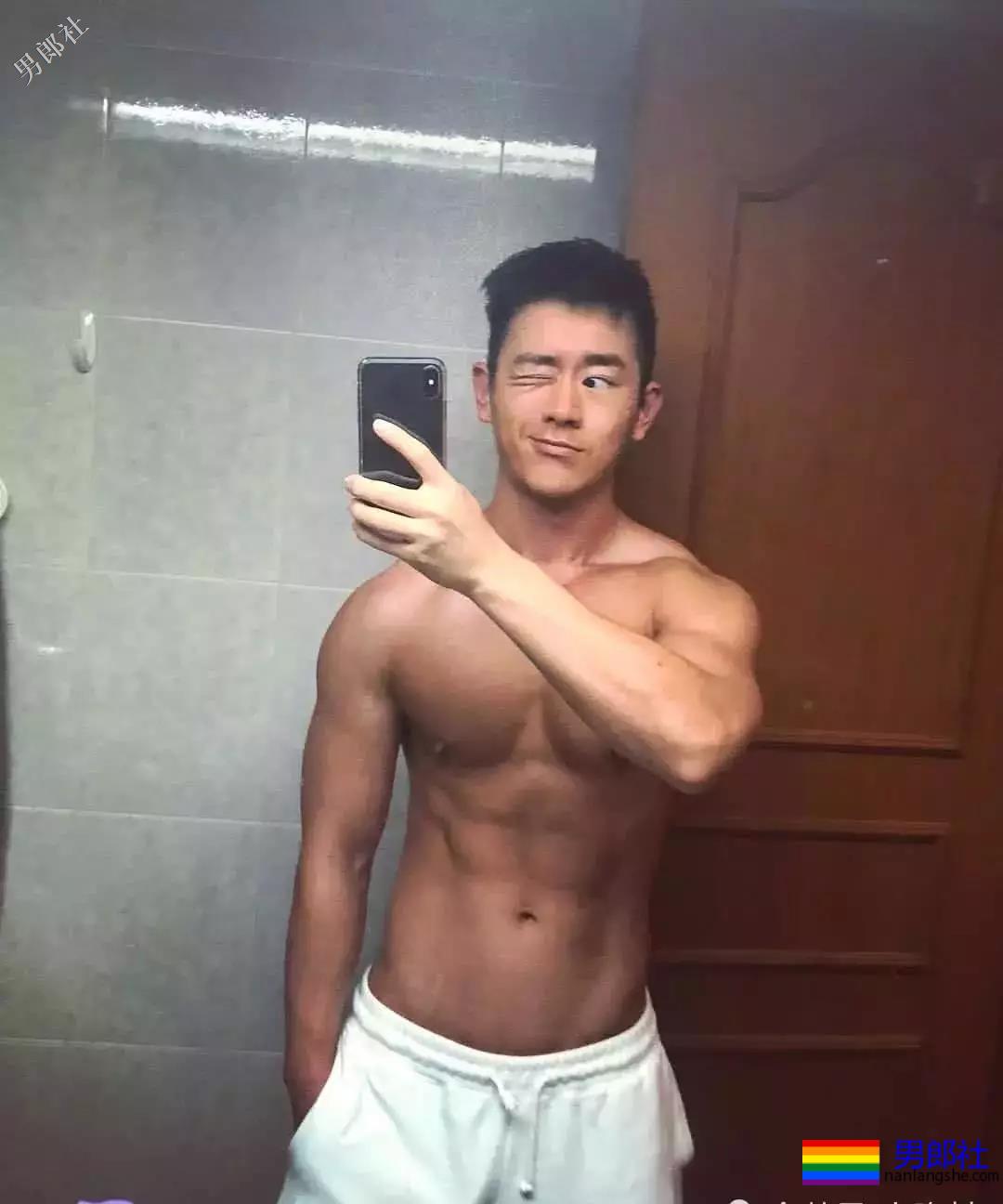 中国0太多1太少，是gay圈的病态吗？ - 51虹马