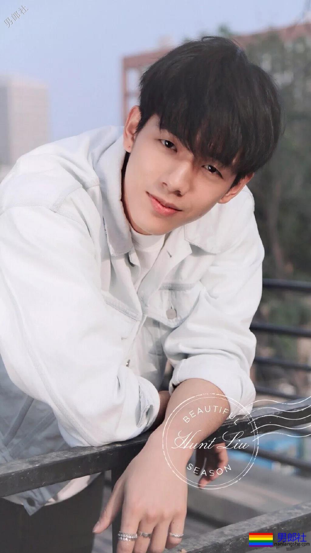 188篮球小鲜肉被发掘，新剧大秀奶白肌肉好身材，真A了！ - 51虹马