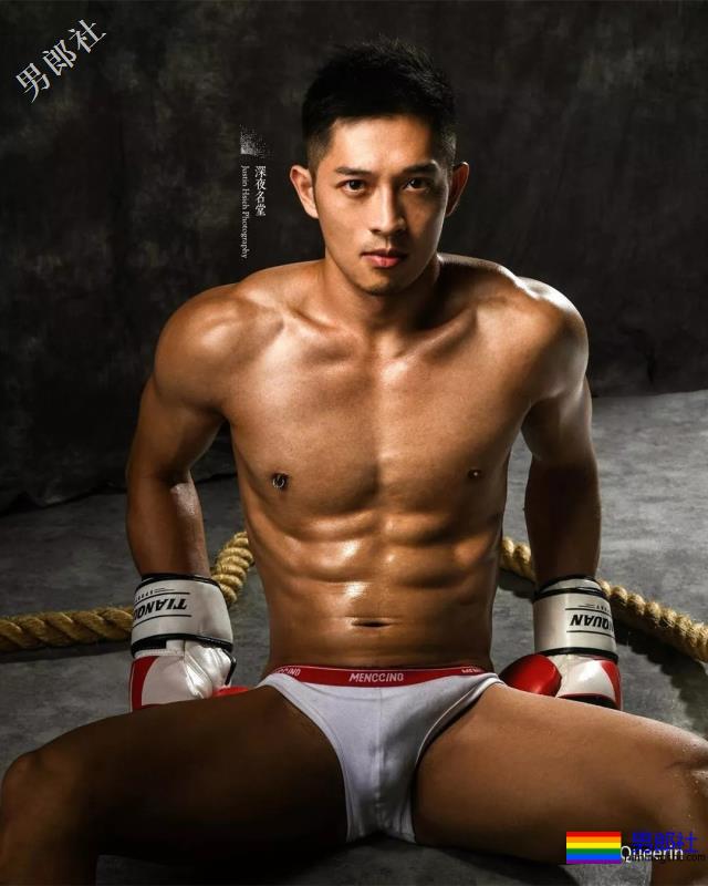 大眼熟男发布写真，老公名单再添一人！ - 51虹马