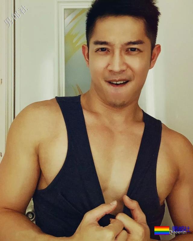 大眼熟男发布写真，老公名单再添一人！ - 51虹马