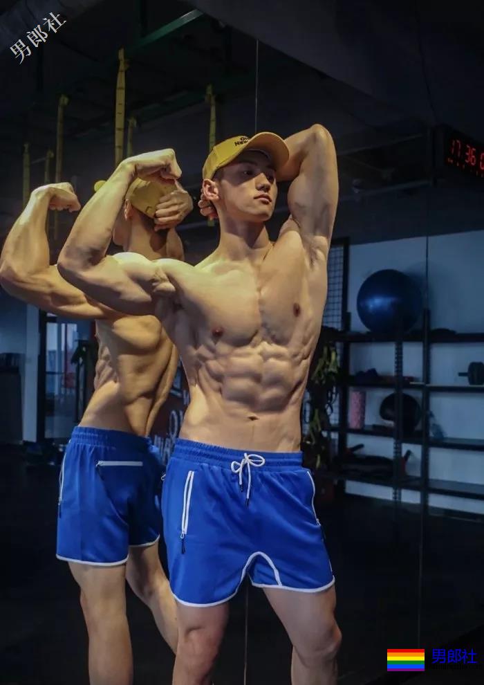 一个肌肉小伙的转变,太帅了！ - 51虹马