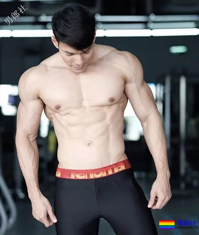Ins肌肉男画报：精选亚洲肌肉男 - 51虹马