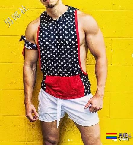 肌肉男都流行侧乳装了，看得我忍不住摸了屏幕！ - 51虹马