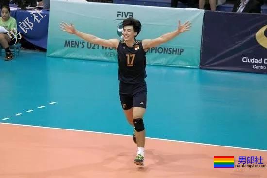 196大长腿排球运动员，腹肌大鼻子劈腿照帅翻天，不要总盯宁泽涛啦！ - 51虹马