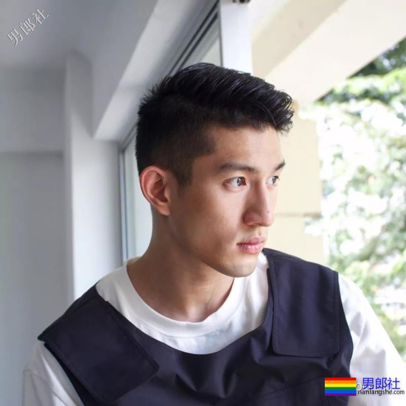 高鼻梁比高学历更显眼，他会是你们的本命吗？ - 51虹马