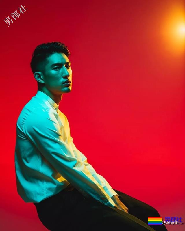 高鼻梁比高学历更显眼，他会是你们的本命吗？ - 51虹马