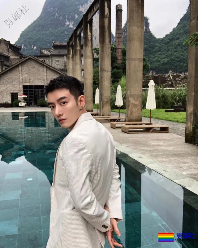 超men帅气高颜值男医生,小奶狗兼小狼狗气质! - 51虹马 超men帅气高颜值男医生,小奶狗兼小狼狗气质! - 51虹马