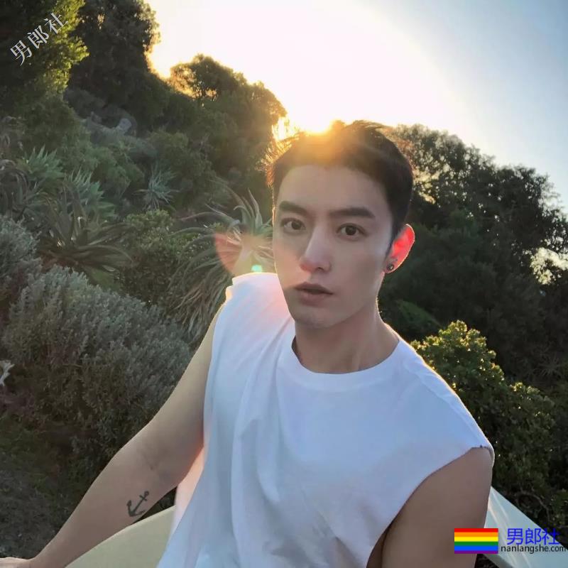 超men帅气高颜值男医生,小奶狗兼小狼狗气质! - 51虹马 超men帅气高颜值男医生,小奶狗兼小狼狗气质! - 51虹马