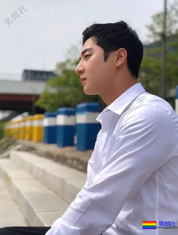 和直男视频灰机经历。-51虹马