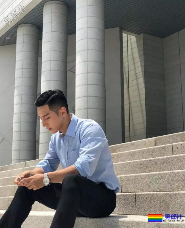 和直男视频灰机经历。 - 51虹马