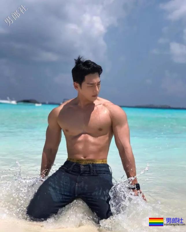 和直男视频灰机经历。 - 51虹马